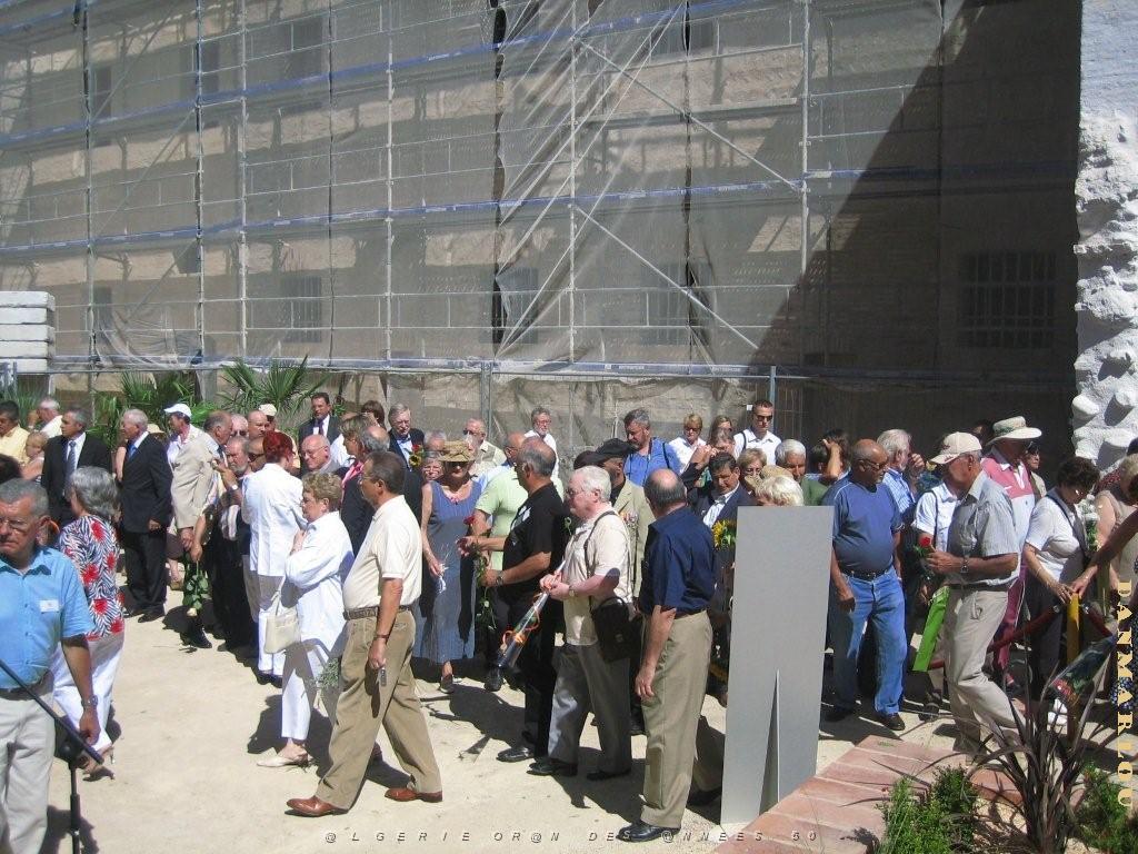 commemoration du MASSACRE du 5 juillet 1962  au mur des disparus 028.jpg
